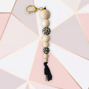 Silicone Cheetah/wood bead Keychain